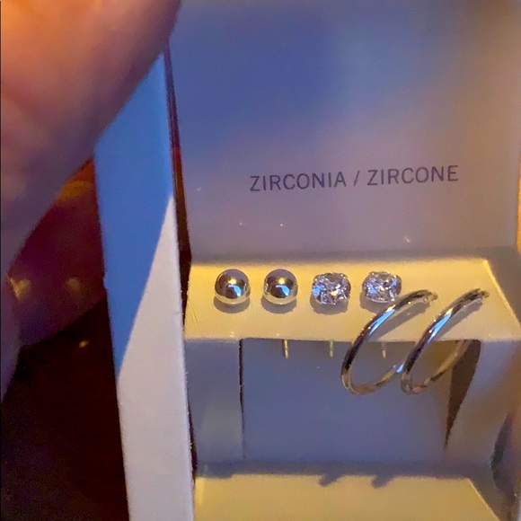 Sterling Silver & Zirconia Earrings - Picture 5 of 10